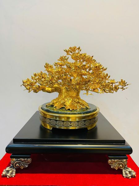 Quà tặng sếp: Cây mai bằng đồng mạ vàng 24k