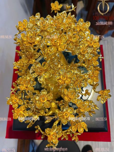 Quà tặng sếp: Cây mai bằng đồng mạ vàng 24k