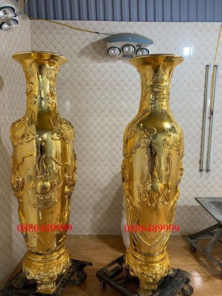 Đôi lộc bình bằng đồng đỏ dát vàng nano 1m2 nặng 150kg