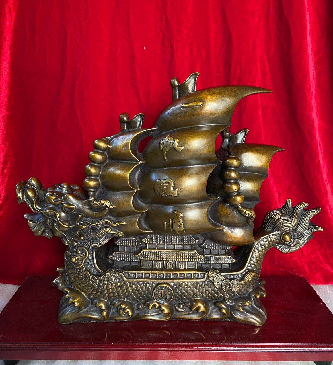 Thuyền rồng