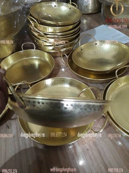 Chảo bằng đồng gò thủ công