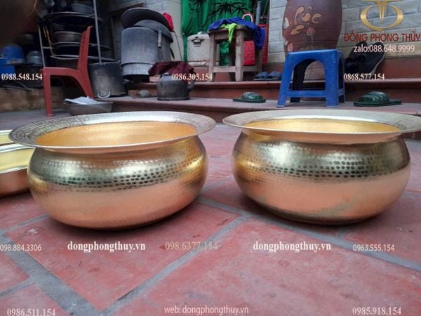 Chậu đồng vàng gò thủ công