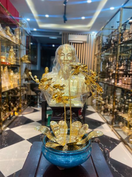 Quà tặng doanh nghiệp-quà tặng mạ vàng-Chậu hoa lan mạ vàng 24k 2 cành