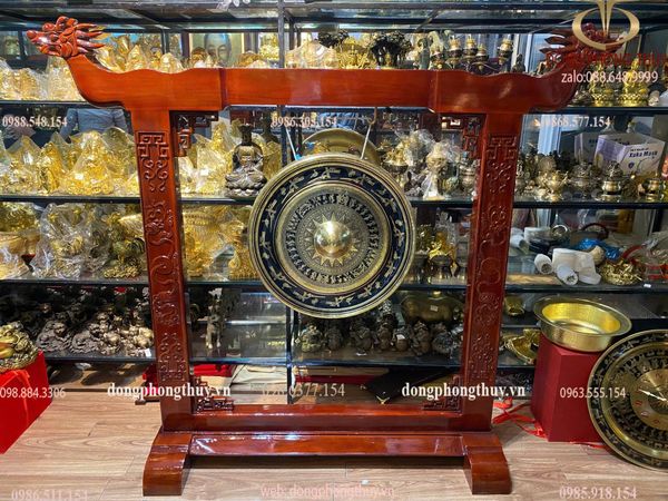 Chiêng đồng khung cao 1m56 ngang 1m8