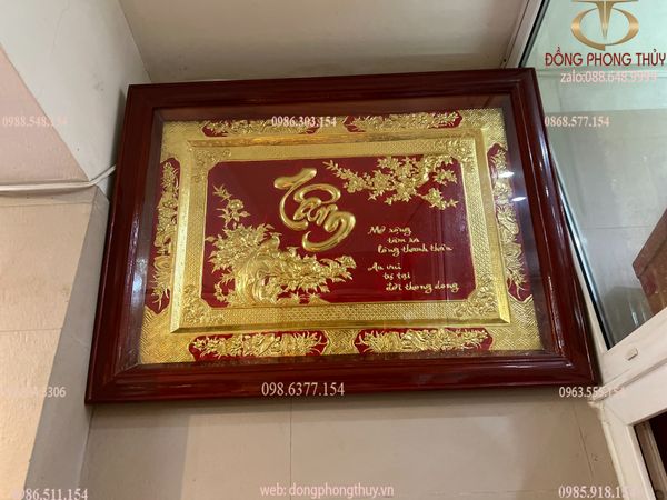 Tranh mạ vàng chữ Tâm Cao 80 ngang 107