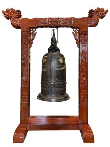 Chuông đồng cao 1m, đường kính miệng 49cm nặng 95kg