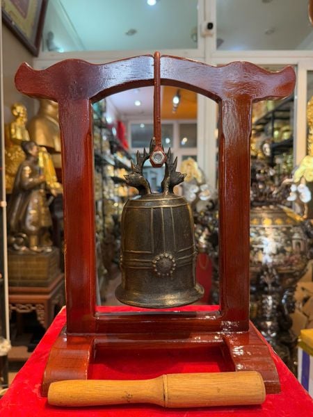 Chuông đồng cỡ nhỏ