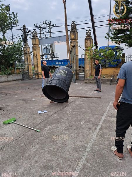 Chuông đồng 1100kg