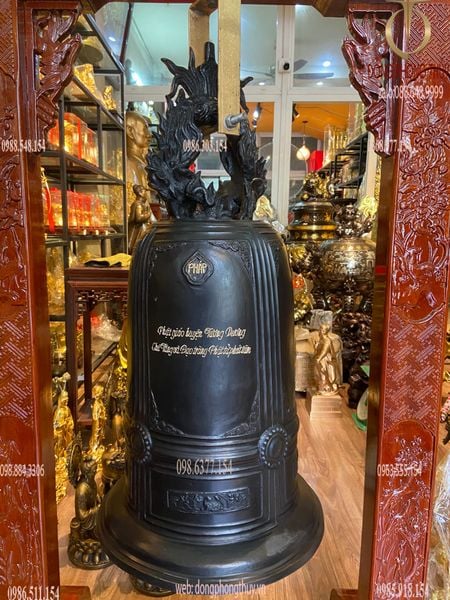 Chuông đồng Cao 87 phân miệng 42 phân 66.5kg