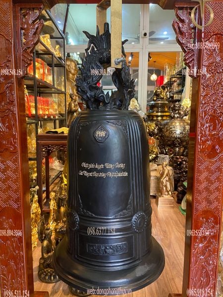 Chuông đồng Cao 87 phân miệng 42 phân 66.5kg