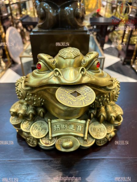 Cóc 3 chân Cao 22,5cm ngang 30 nặng 4.8kg – Đồng Phong Thủy