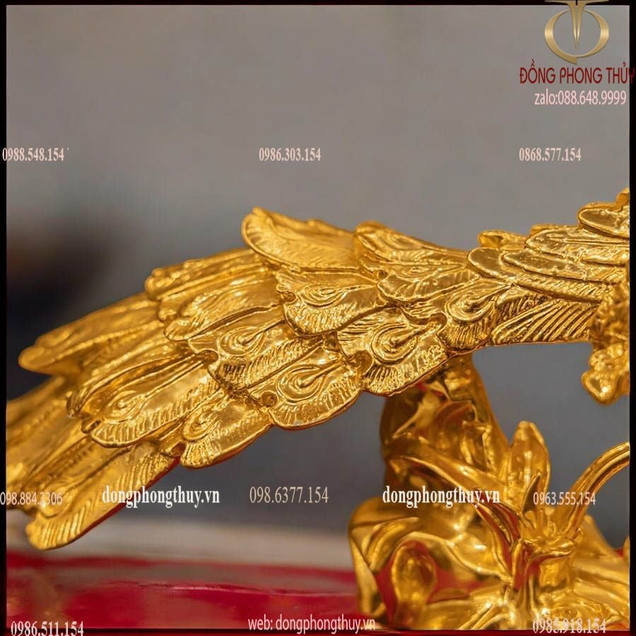 Chim công bằng đồng dát vàng 24k
