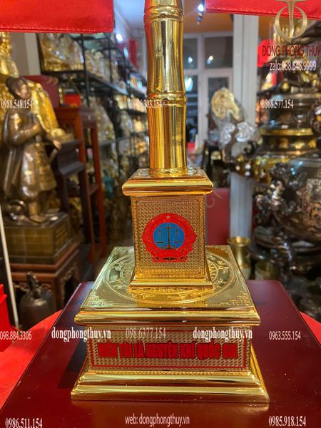 Cột cờ Thi hành án bằng đồng mạ vàng 24k