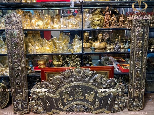Cuốn thư câu đối 1m55 bằng đồng giả cổ