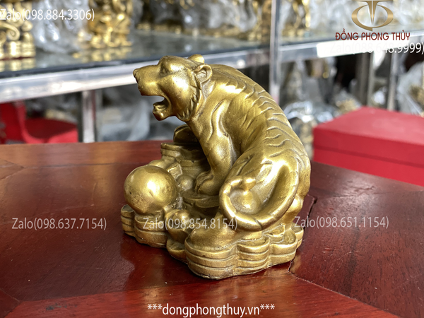 Tượng hổ bằng đồng 7,8cm