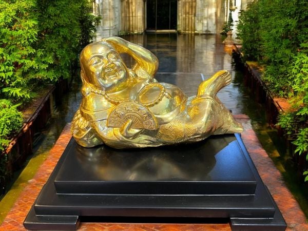 Tượng phật di lặc để xe ô tô bằng đồng dát vàng 24k cao 11 nặng 1,7kg