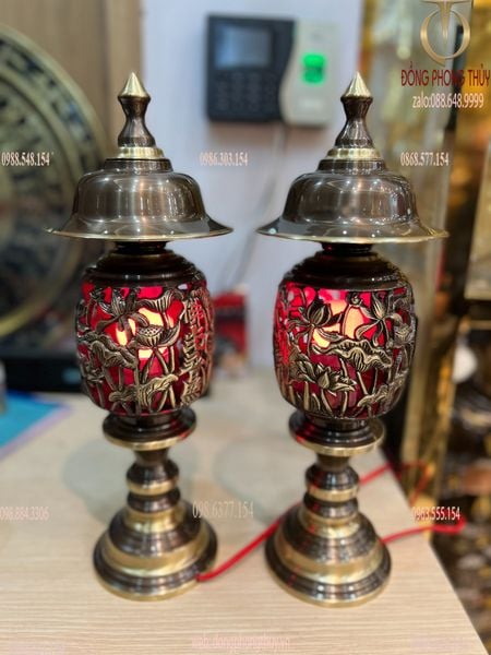 Đèn thờ bằng đồng cattut