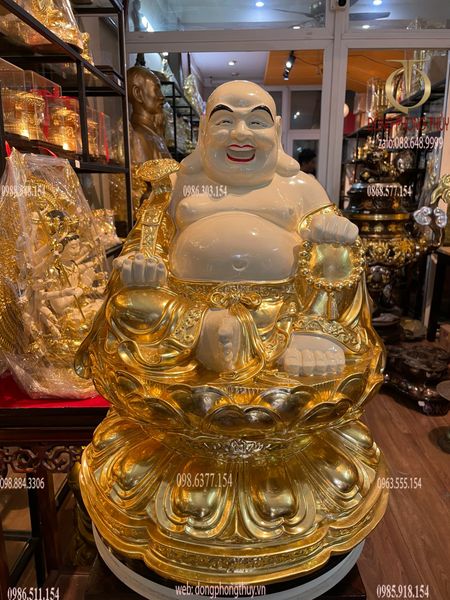Tượng Di Lặc tọa đài sen dát vàng 24k vẽ màu cao 50cm