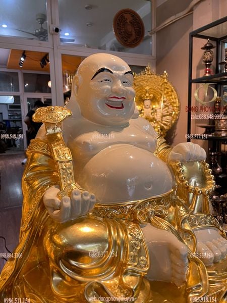 Tượng Di Lặc tọa đài sen dát vàng 24k vẽ màu cao 50cm