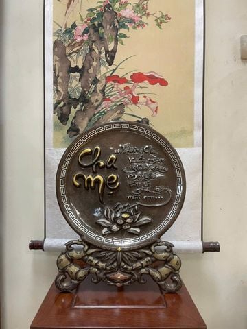Đĩa cha mẹ khảm ngũ sắc