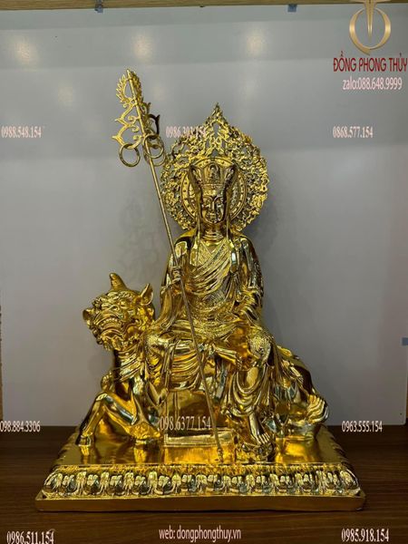 Địa tạng vương dát vàng cao 48 ngang 29 sâu 16