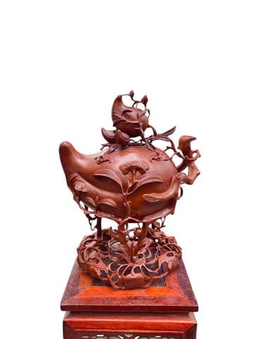 Lư quả đào bằng đồng mẫu cổ