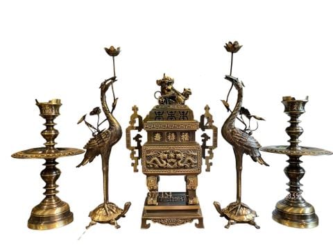 Ngũ sự đỉnh đồng cát tút vuông cao 63cm màu hun giả cổ