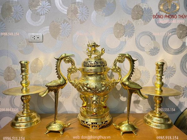 Đỉnh đồng đỏ dát vàng nano cao 60 nặng 38,6kg