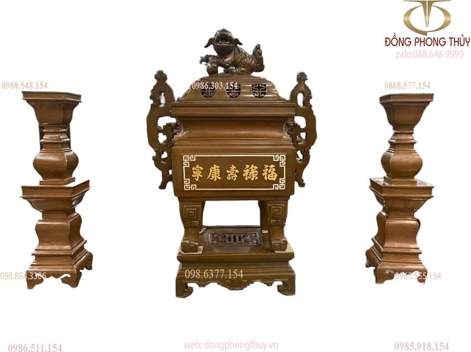 Bộ tam sự vuông dáng cổ