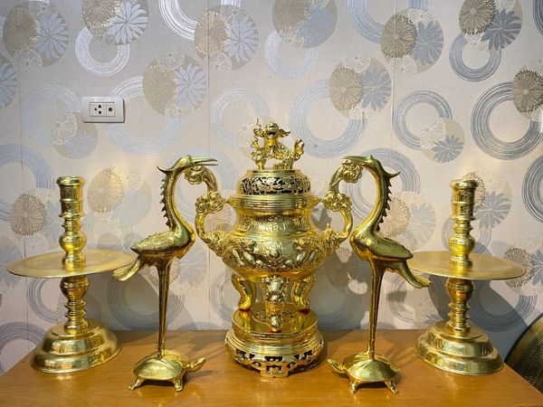 Đỉnh đồng đỏ dát vàng nano cao 60 nặng 38,6kg