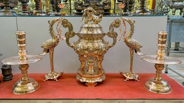 Bộ đỉnh đồng đỏ ngũ sự 65cm nặng 48,5kg