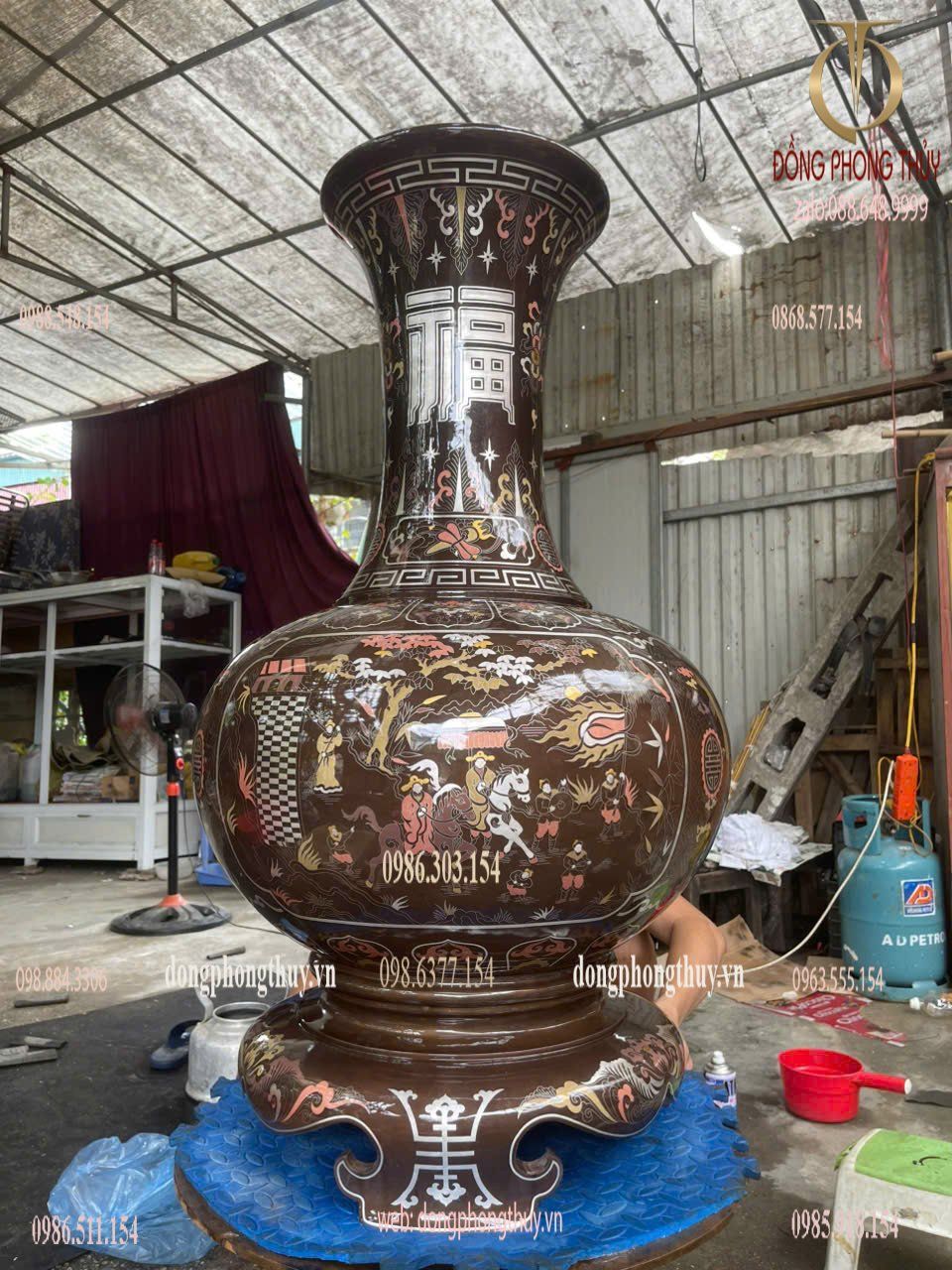 Đôi lọ hoa củ tỏi cao 1m1