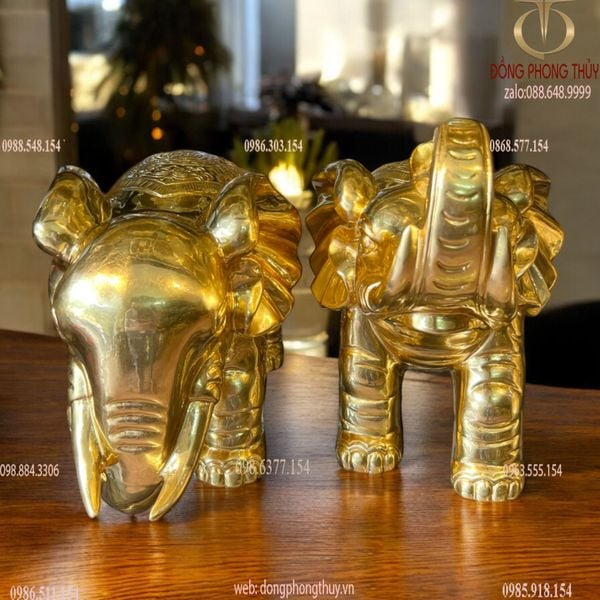 Đôi voi bằng đồng dát vàng 24k cao 26 dài 31 ngang 17 nặng 5,2+4,7kg
