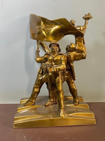 Tượng đài chiến thắng Điện Biên Phủ