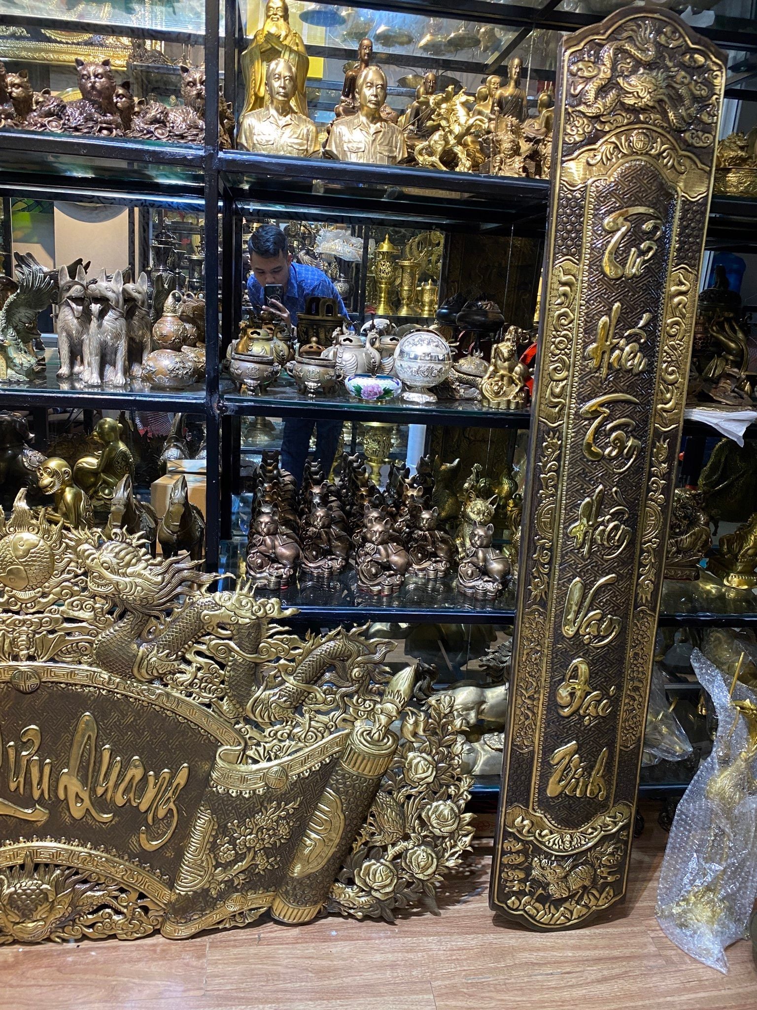 Cuốn thư câu đối bằng đồng 1m55 dày 6zem