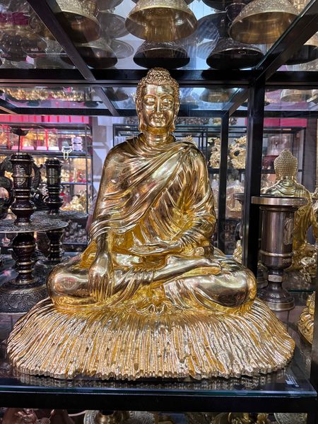 Tượng phật Thích Ca bằng đồng dát vàng 24k cao 60  nặng 27,5kg