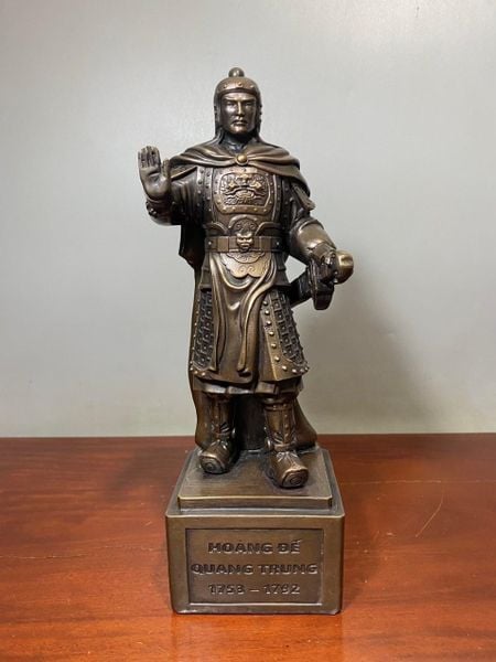 Quang Trung - Nguyễn Huệ