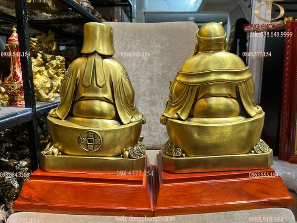 Tượng thần tài thổ địa bằng đồng cao 29 ngang 22 sâu 16 nặng 6,8kg/đôi