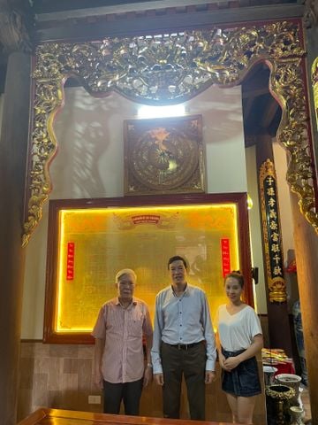 Gia phả dòng họ bằng đồng