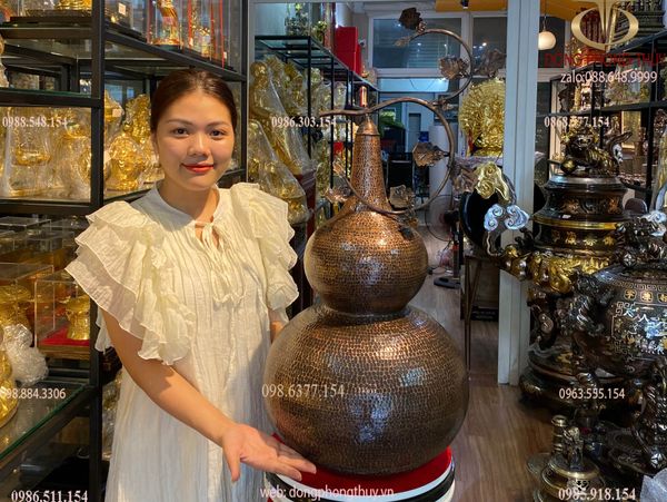 Hồ lô phong thủy 81cm gò tay thủ công bằng đồng đỏ