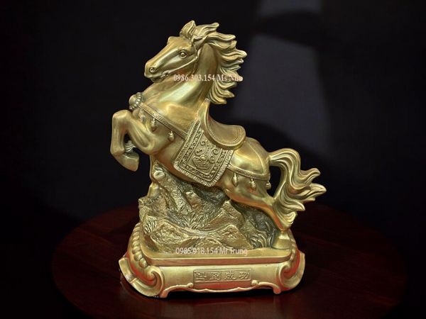 tượng ngựa giáp tiền bằng đồng nhỏ