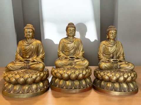 Tượng tam thế bằng đồng