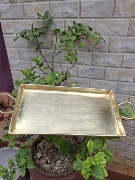 Khay đồng vàng gò thủ công