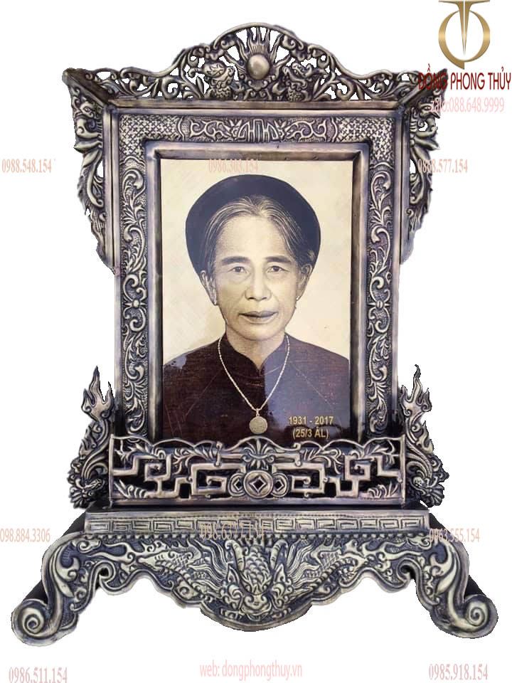 Khung ảnh bằng đồng