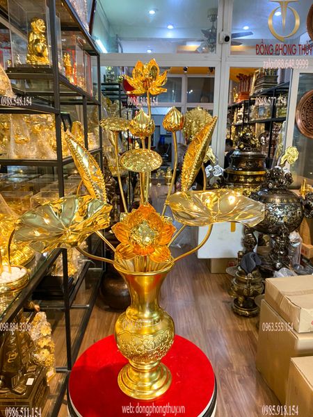 Lọ hoa sen đồng dát mạ vàng 24k
