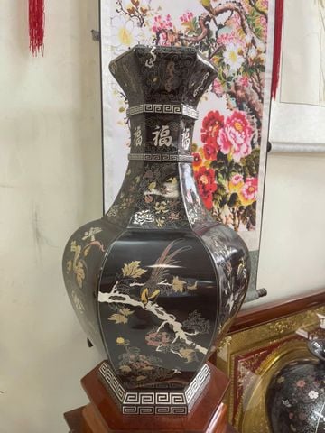 Lọ lục giác khảm ngũ sắc