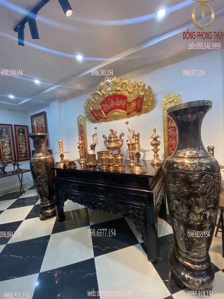 Đôi lộc bình khảm tam khí 1m6 phôi đồng lồi.