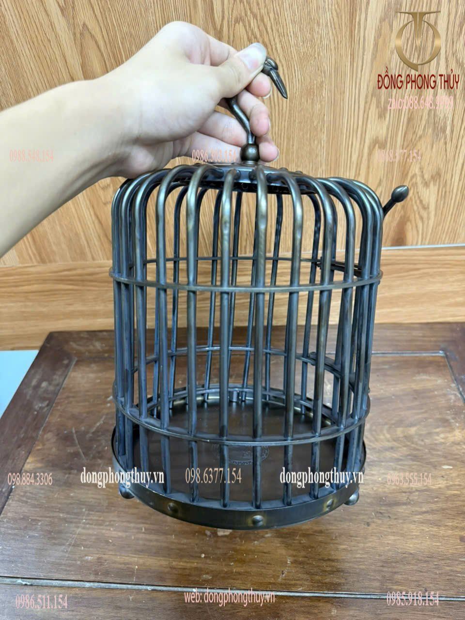 Lồng chim bằng đồng cao 29 ngang 19 nặng 1,3kg