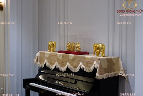Tượng voi phong thủy dát vàng 24k bằng đồng