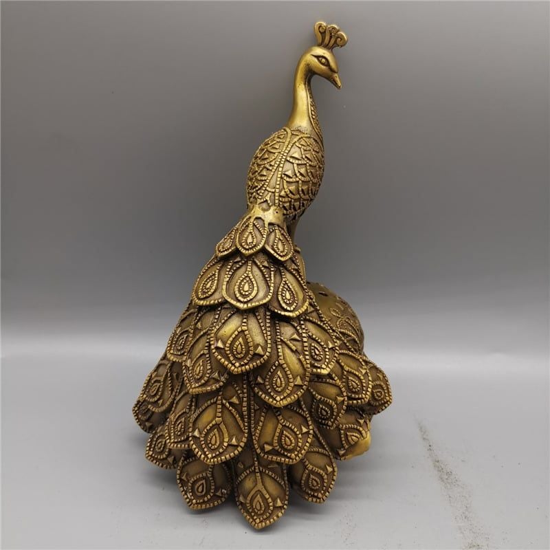 Lư xông trầm công đuôi xòe bằng đồng